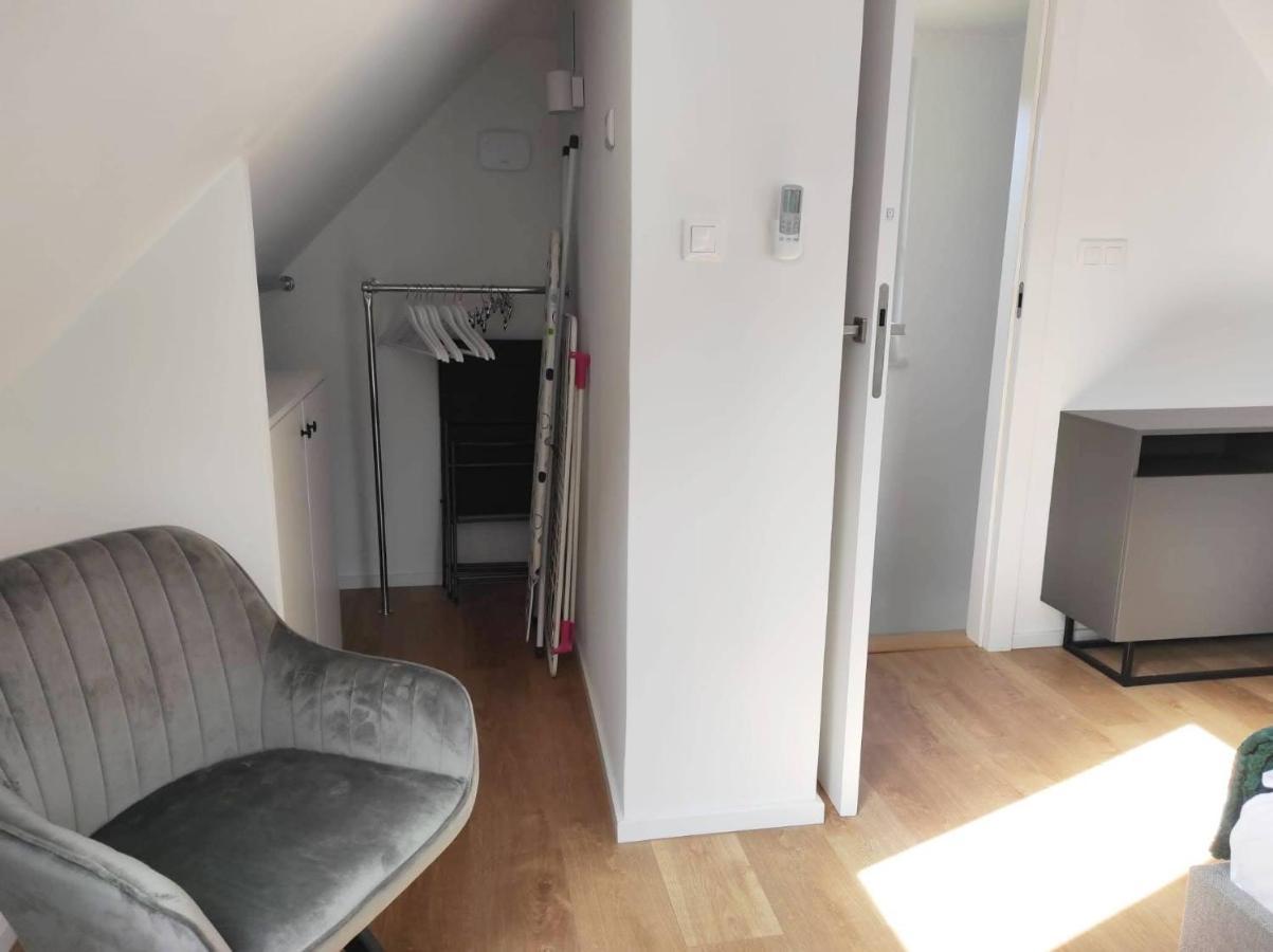 Domek Nad Woda Liliput Jelenia Góra Exterior foto